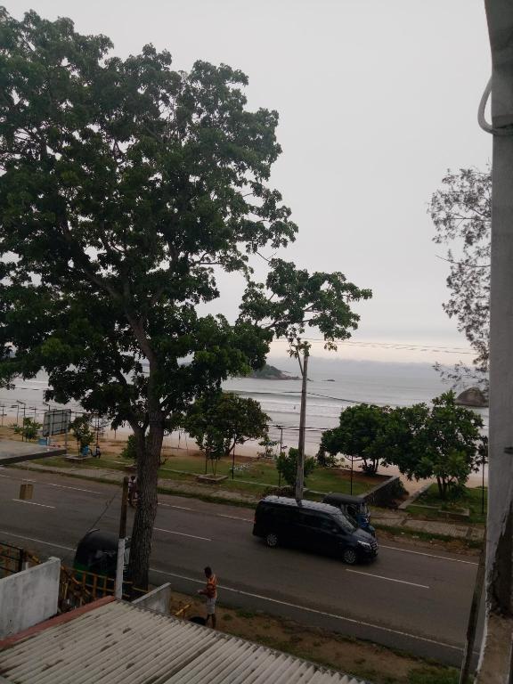 Happy Bay Guest House And Restaurant