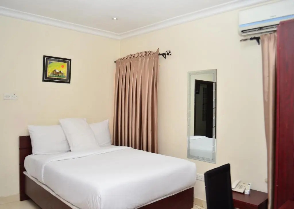 Standard Double room (twin beds)