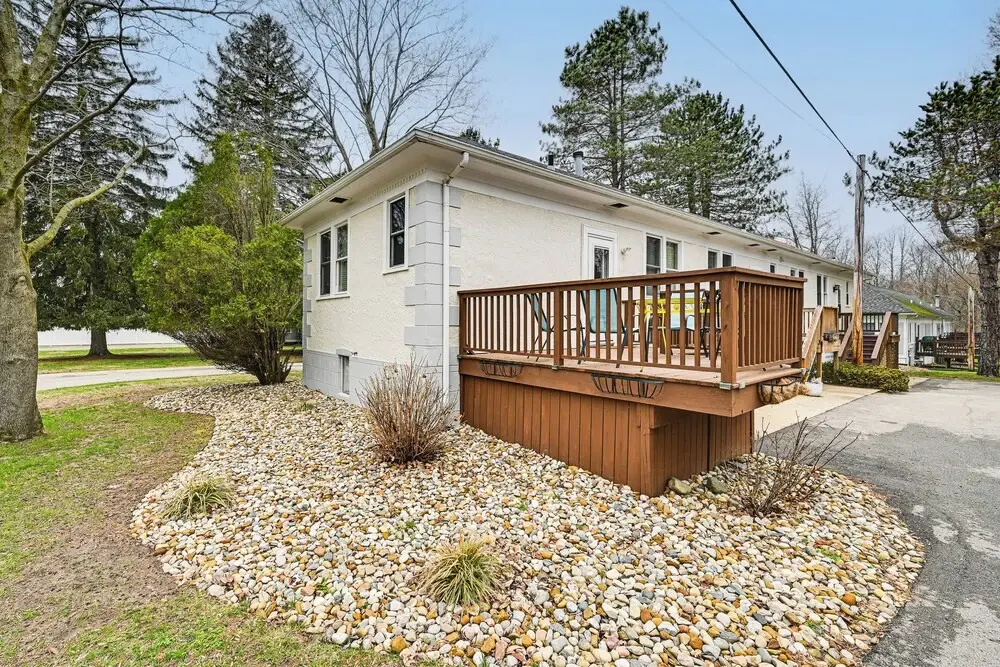 1/2 Mi to Beach & Lake Michigan: Condo w/ Pool!