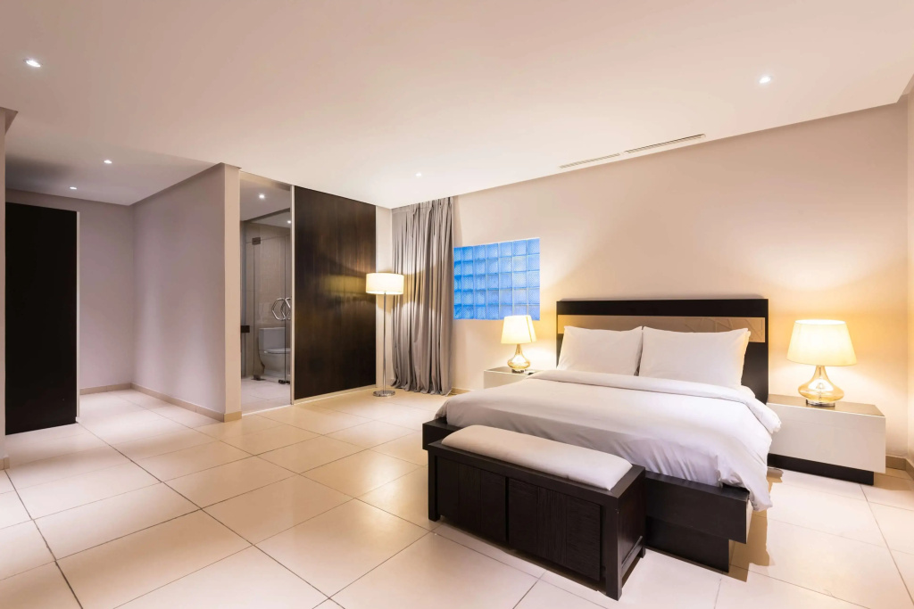 1 Bedroom Apartment with sea view