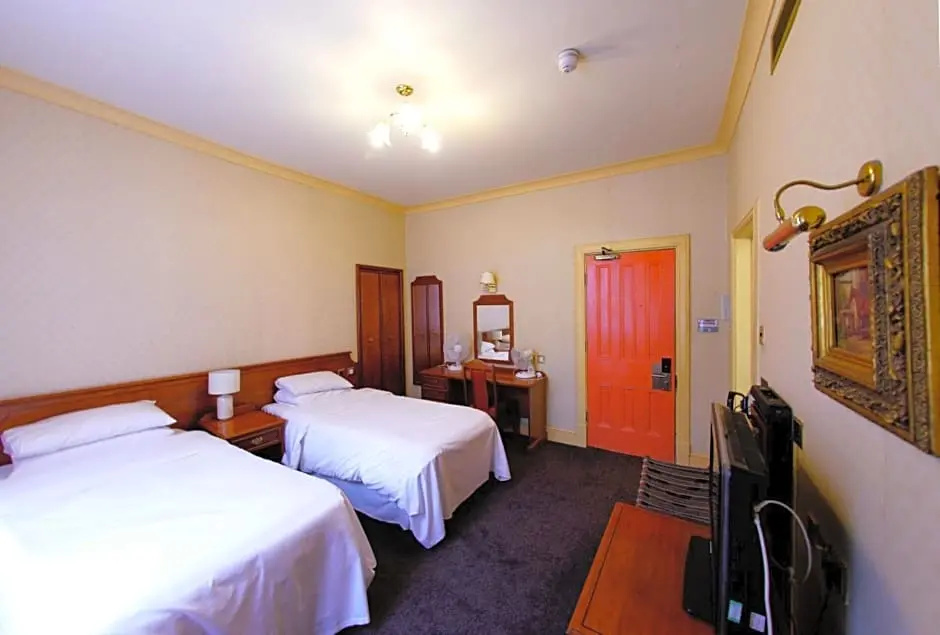 Three Queens Hotel - Chambres