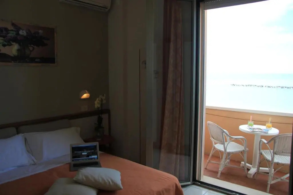 Standard Double room with balcony and with sea view (full double bed)