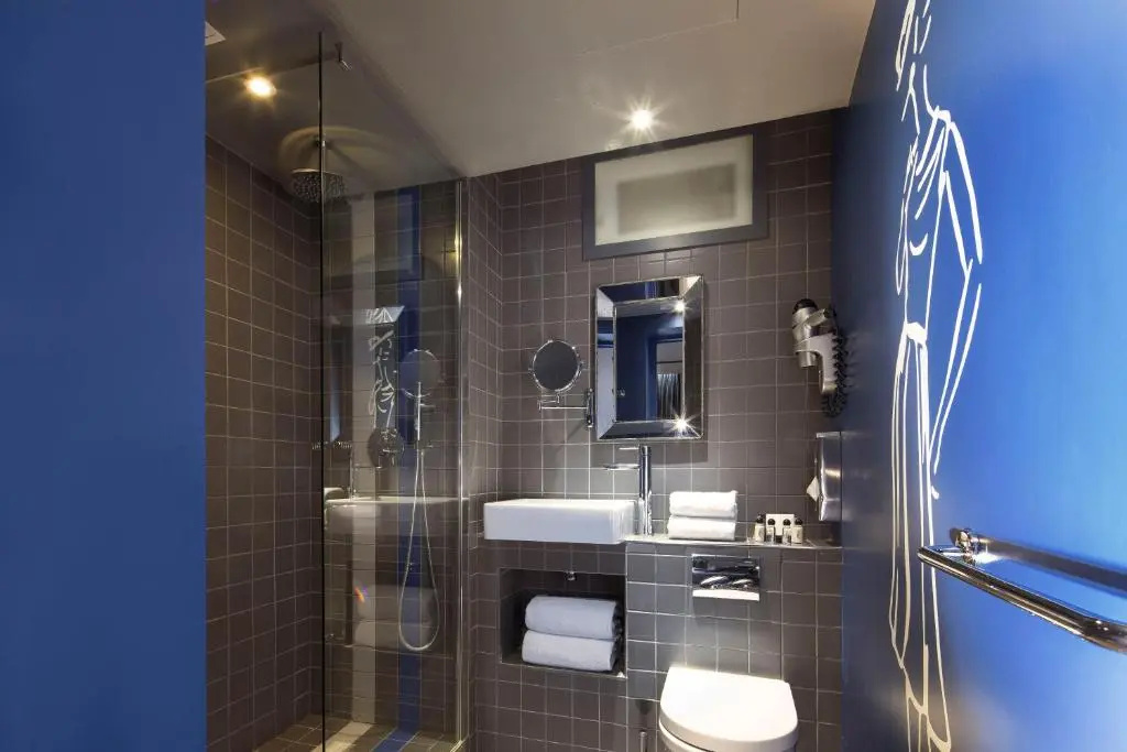 Hotel Mademoiselle 34