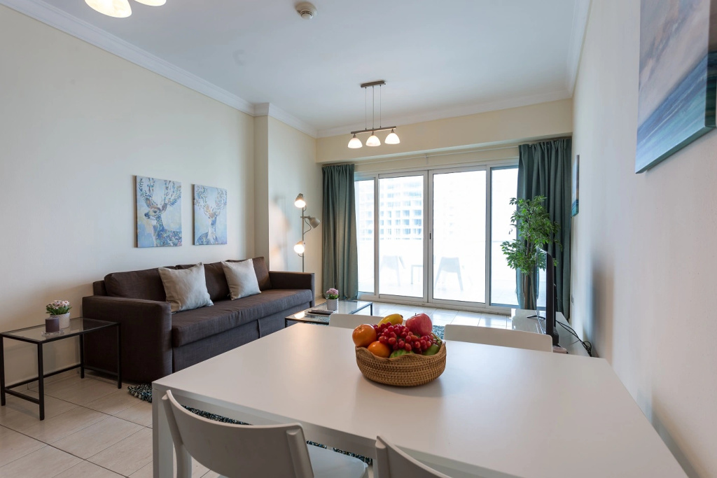 Lake views from 2 bedroom apartment in JLT - Général