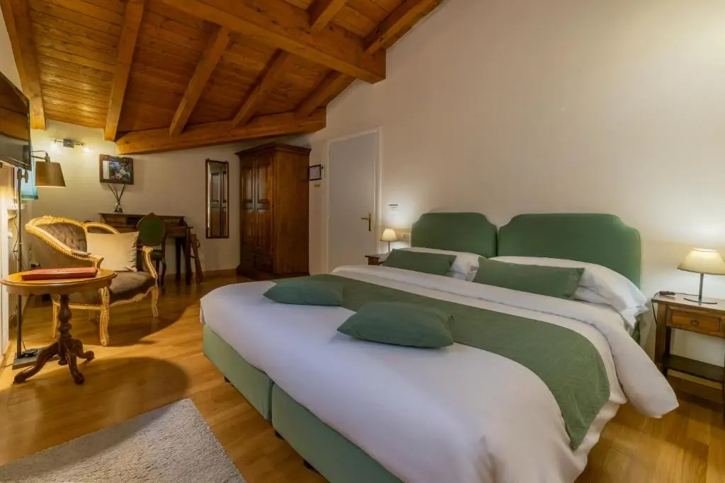 Superior room