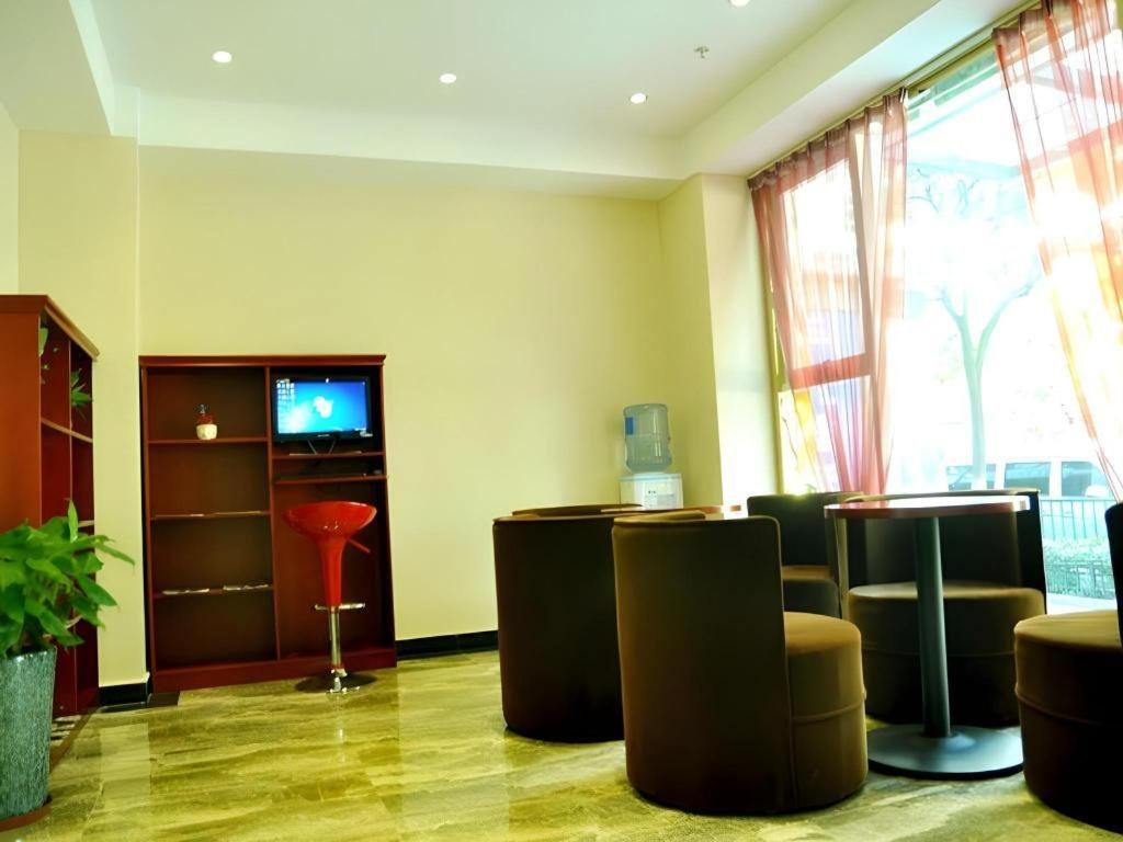 GreenTree Inn Shanghai FTA Waigaoqiao Free Trade Zone North Subway Station Shell Hotel - Général