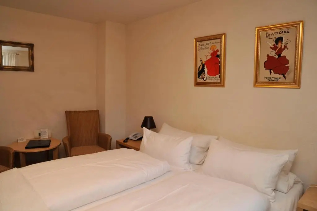 Standard Double Basement room (full double bed)