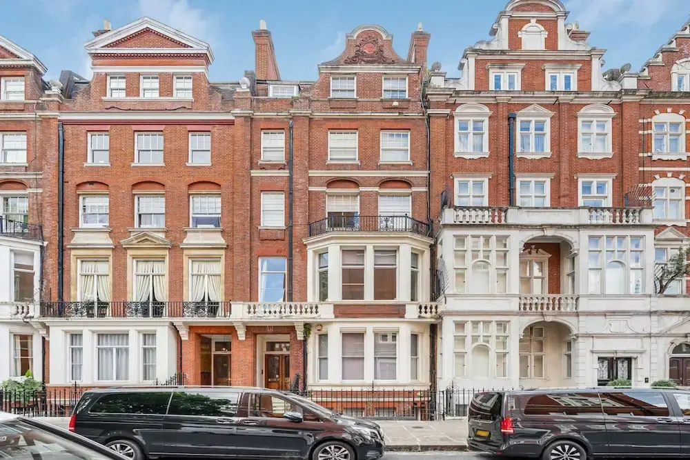 Cadogan Square Penthouse