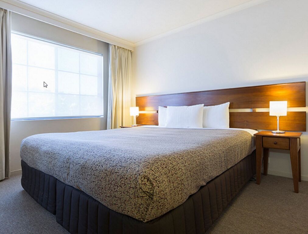 Canberra Parklands Central Apartments Hotel by null