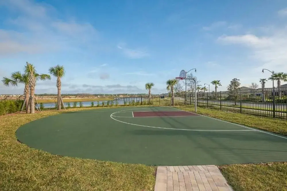 Sleeps 17 - Luxury 6bdhome With Pool Storey Lake