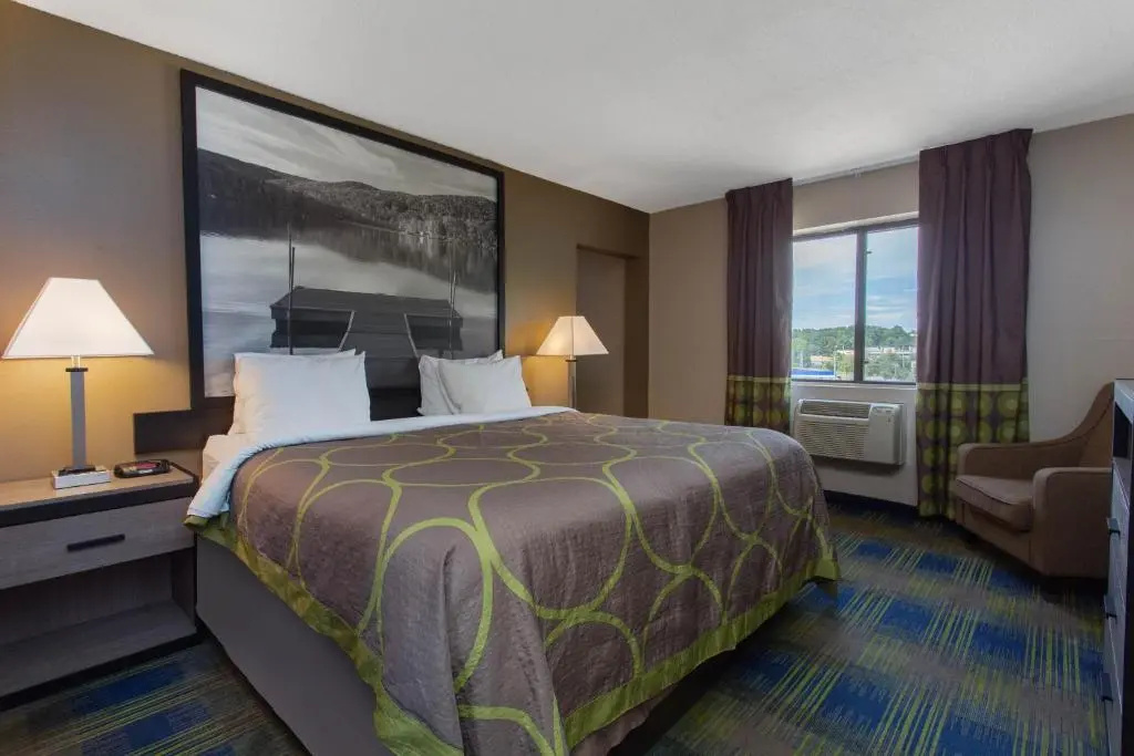 1 Bedroom Double Suite (full double bed)