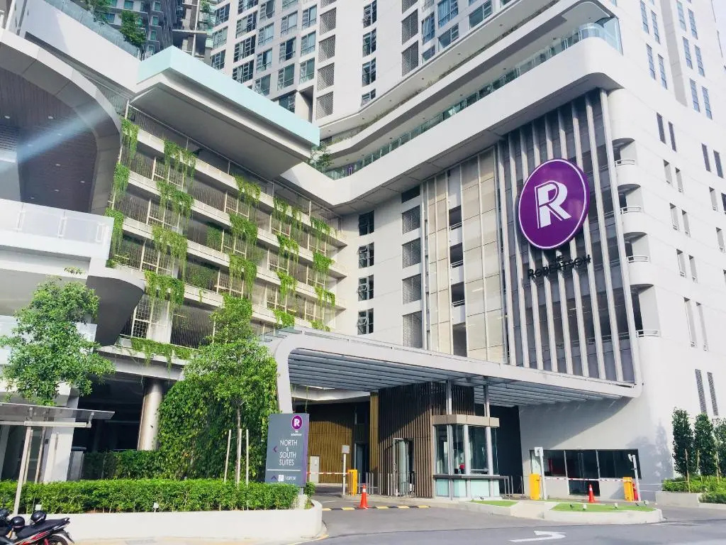The Robertson by White Forest Suites