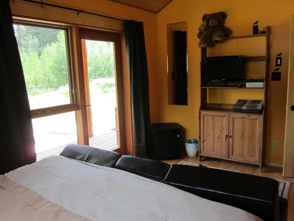 Seawood Bed & Breakfast & Cabins