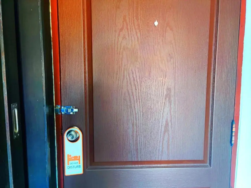 Thong Paeka Hotel - Chambres