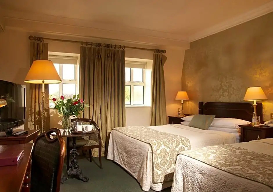 Castle Hotel Macroom - Chambres