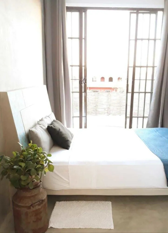 Balcony & Terrace