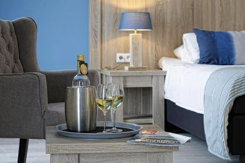 Beach Hotel - Chambres