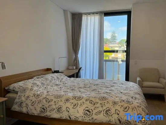 Spacious & Quiet 4BR, 2BA Home Near Sydney Airport, CBD & Beaches