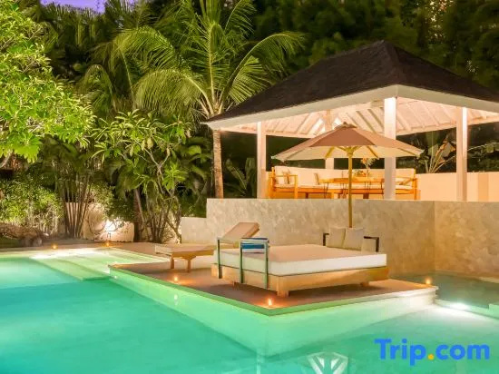 Villa Venice - 2000m2 Garden, right behind beach