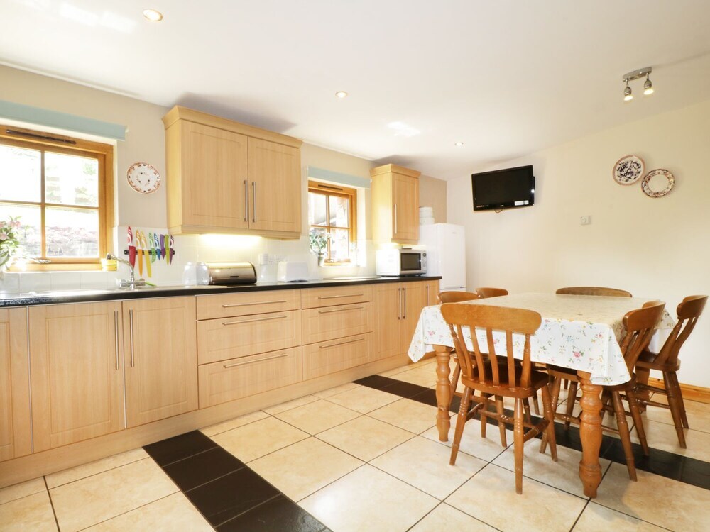 Отель The Hayloft Cottage, фото 11