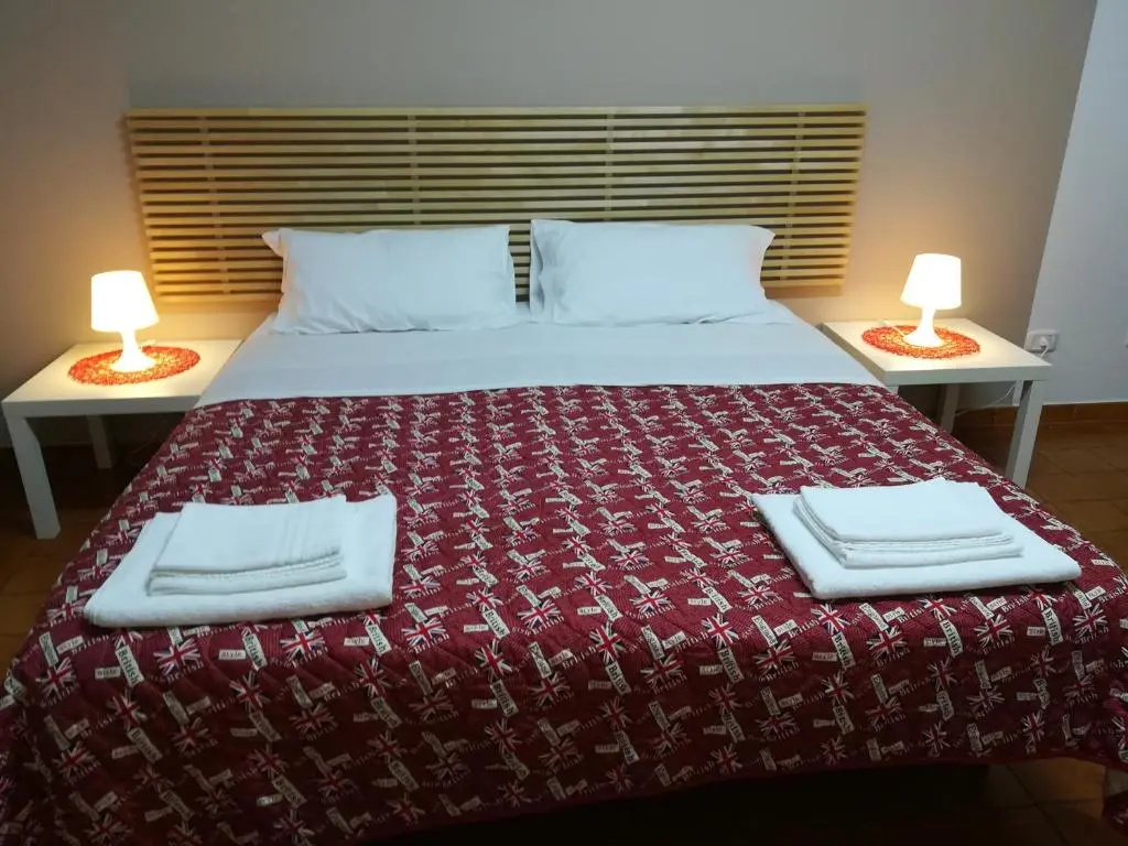 Economy room