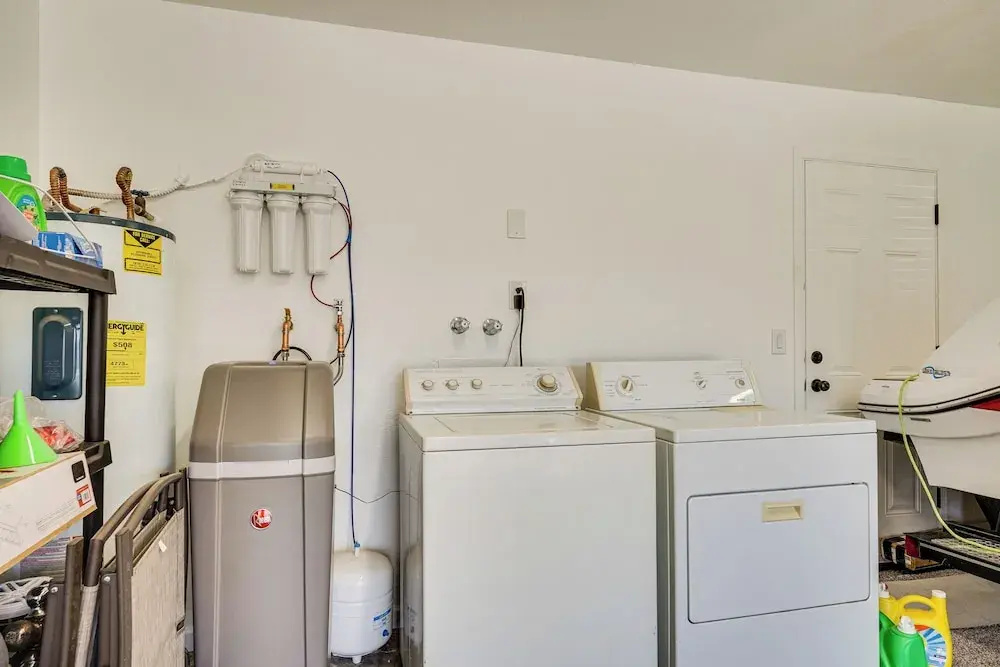 2 Mi to Lake Havasu: Home w/ Patio! — фото 3