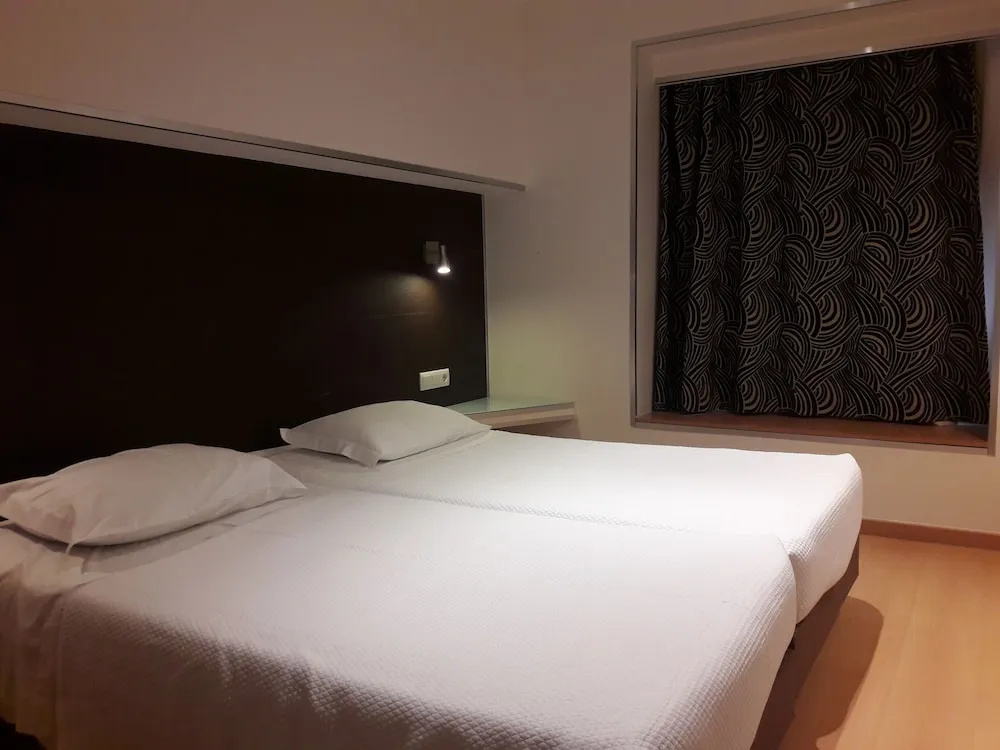 Standard Double room twin beds