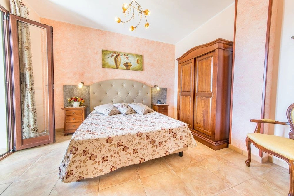 Hotel photo 32