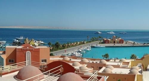 Beach & Waterfront