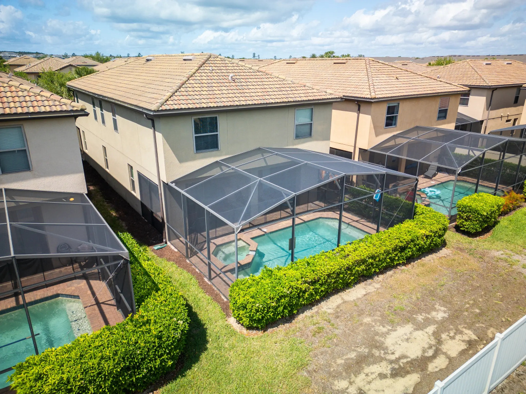 6 Bedroom Disney Getaway in Windsor at Westside, Kissimmee, US