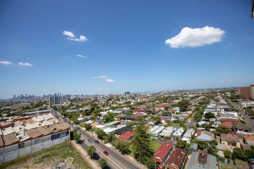 The Lively City 2bed 2 Bath APT @footscray