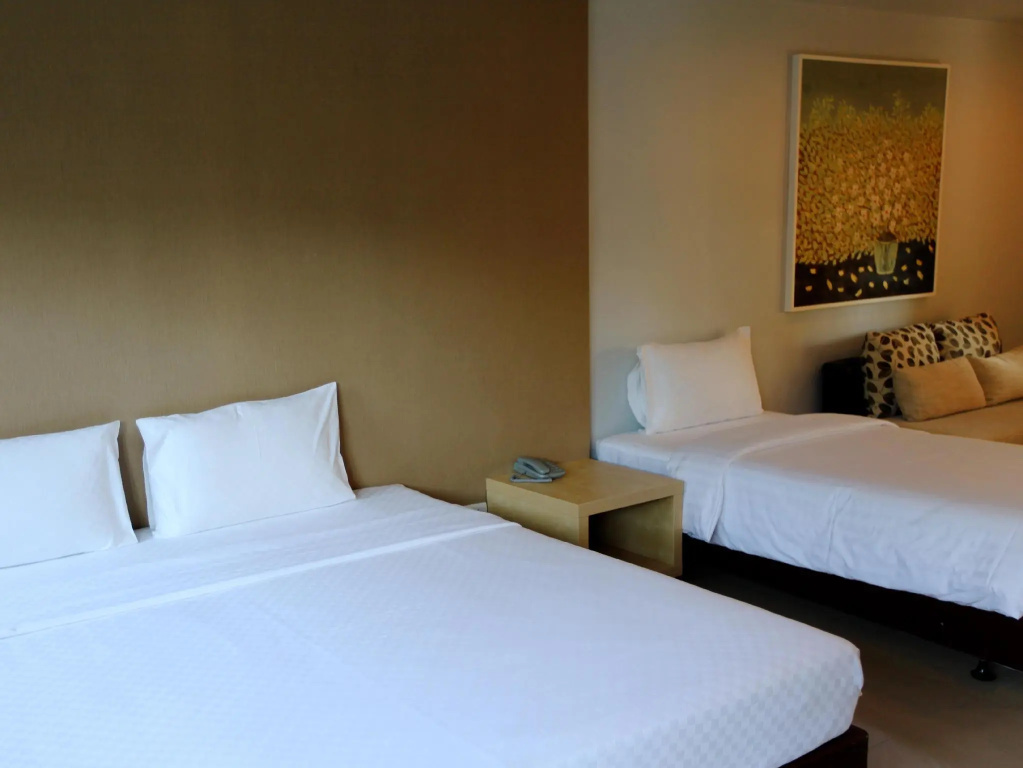 Superior Triple room