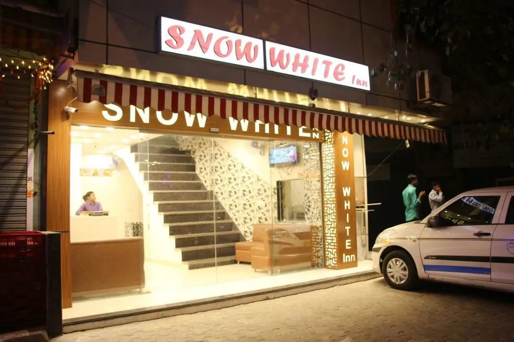 Hotel Snow White Inn