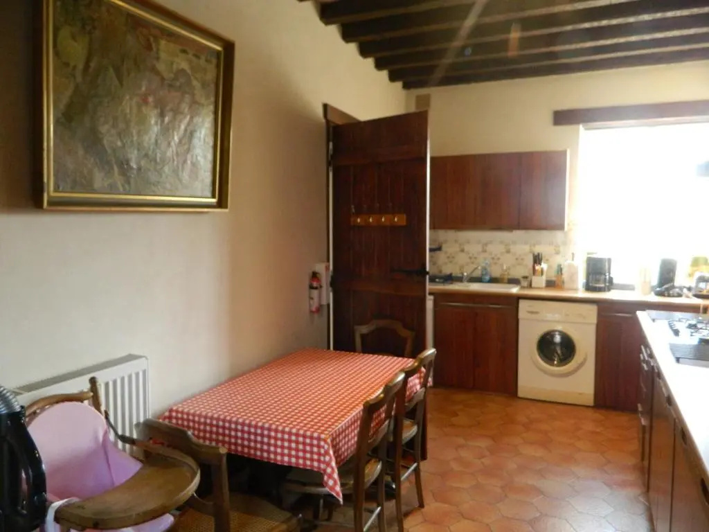 3 Bedrooms Cottage