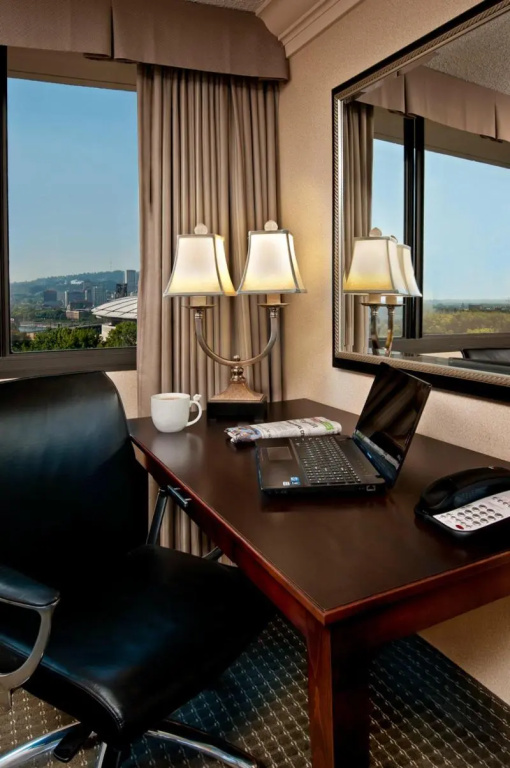 Crowne Plaza Portland Downtown Convention Center by IHG - Chambres