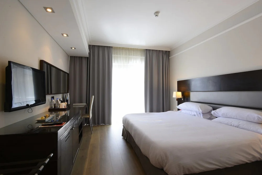 Standard Double room with balcony (full double bed)