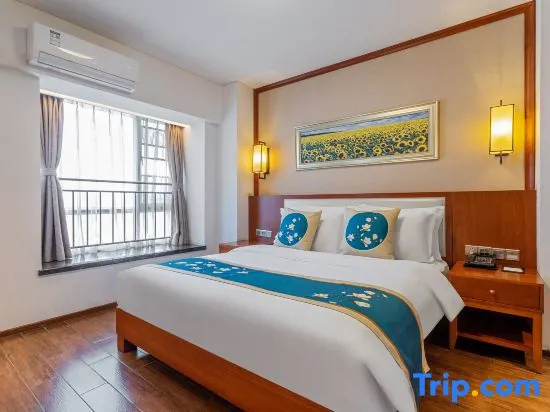 Double Suite (full double bed)