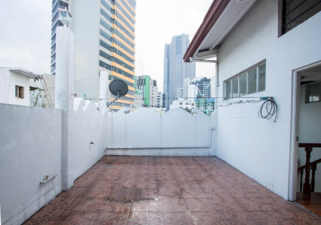 Makati Riverside Inn by null
