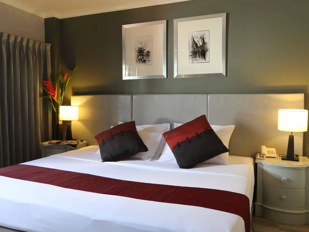 Deluxe Double room (full double bed)