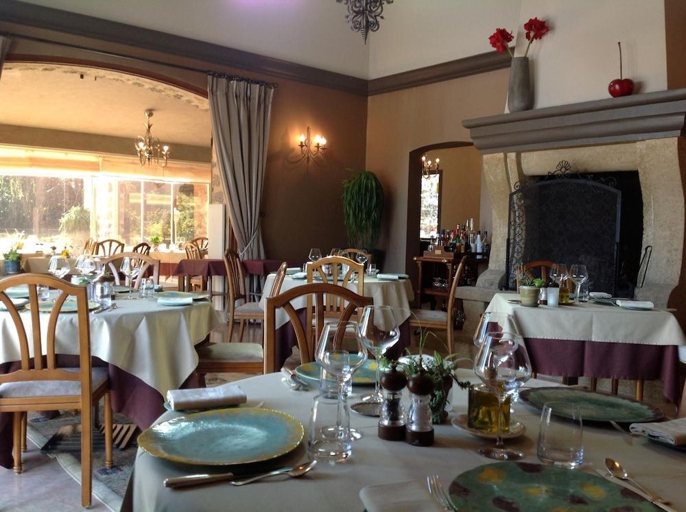 Restaurant Le Castellaras by null
