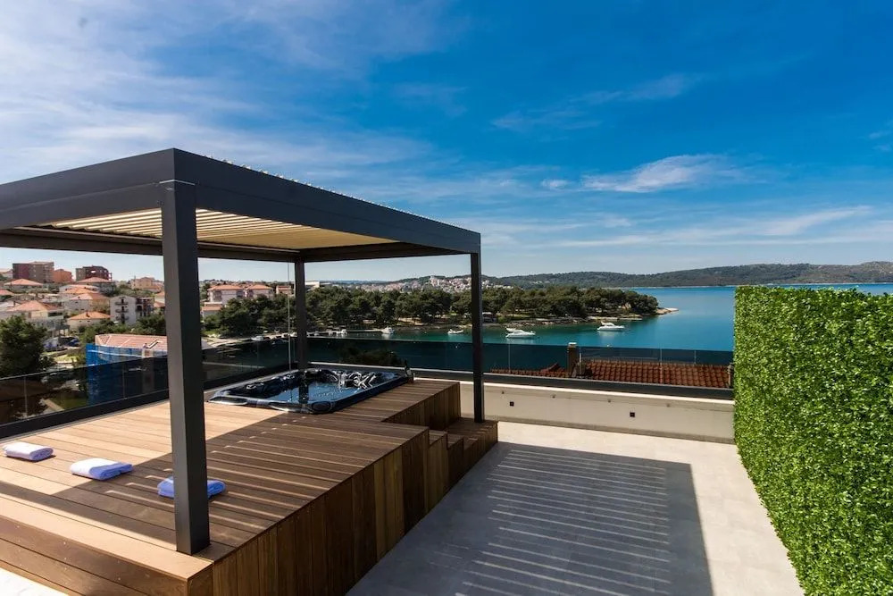 Luxury Apartments Royal M with Pool - фото 19