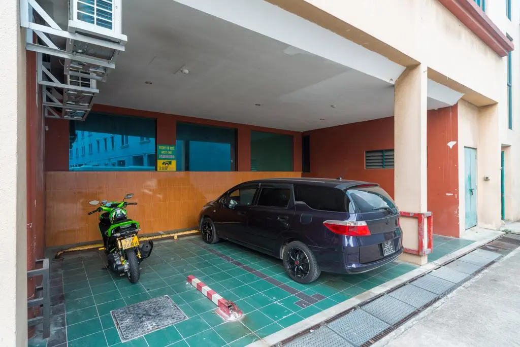 RedDoorz Hotel @ Geylang (SG Clean Certified)
