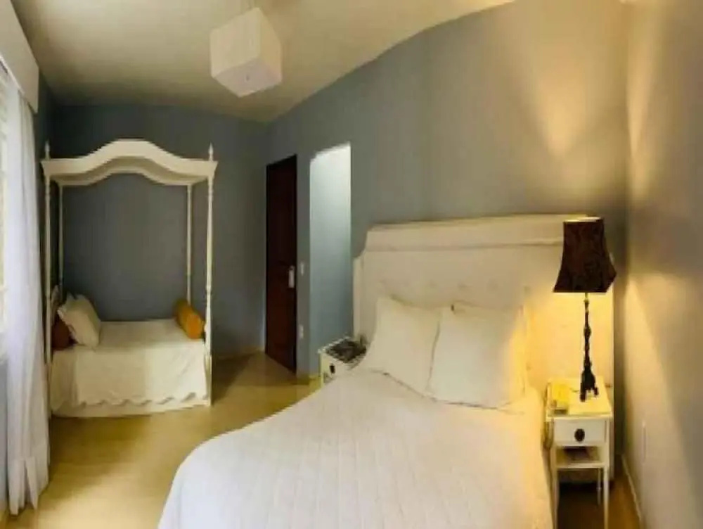 Grand room