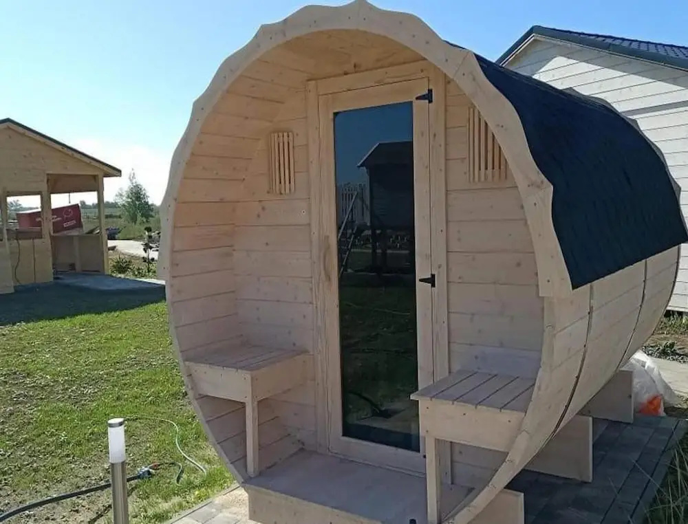 Holiday Homes With Pool, Jacuzzi and Sauna