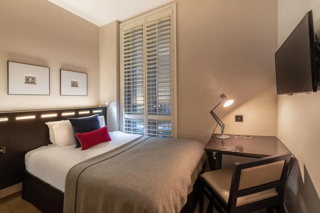 The Resident Soho — фото