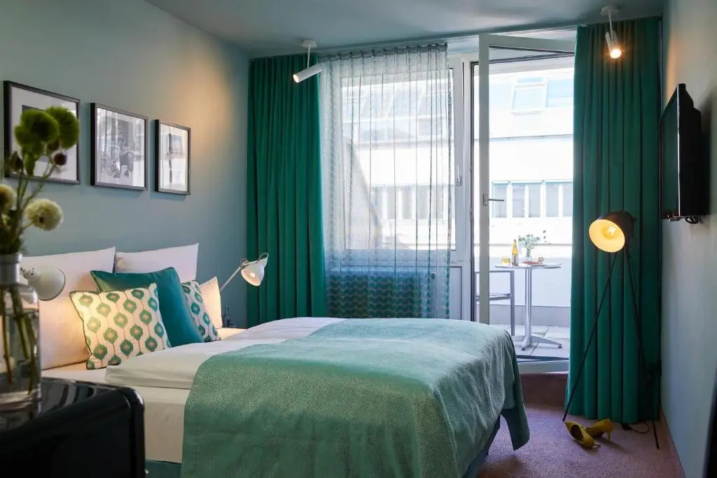 Standard Double room with balcony (full double bed)