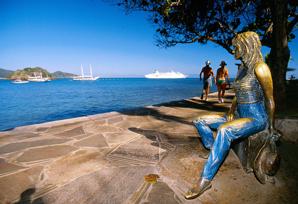 Beach & Waterfront