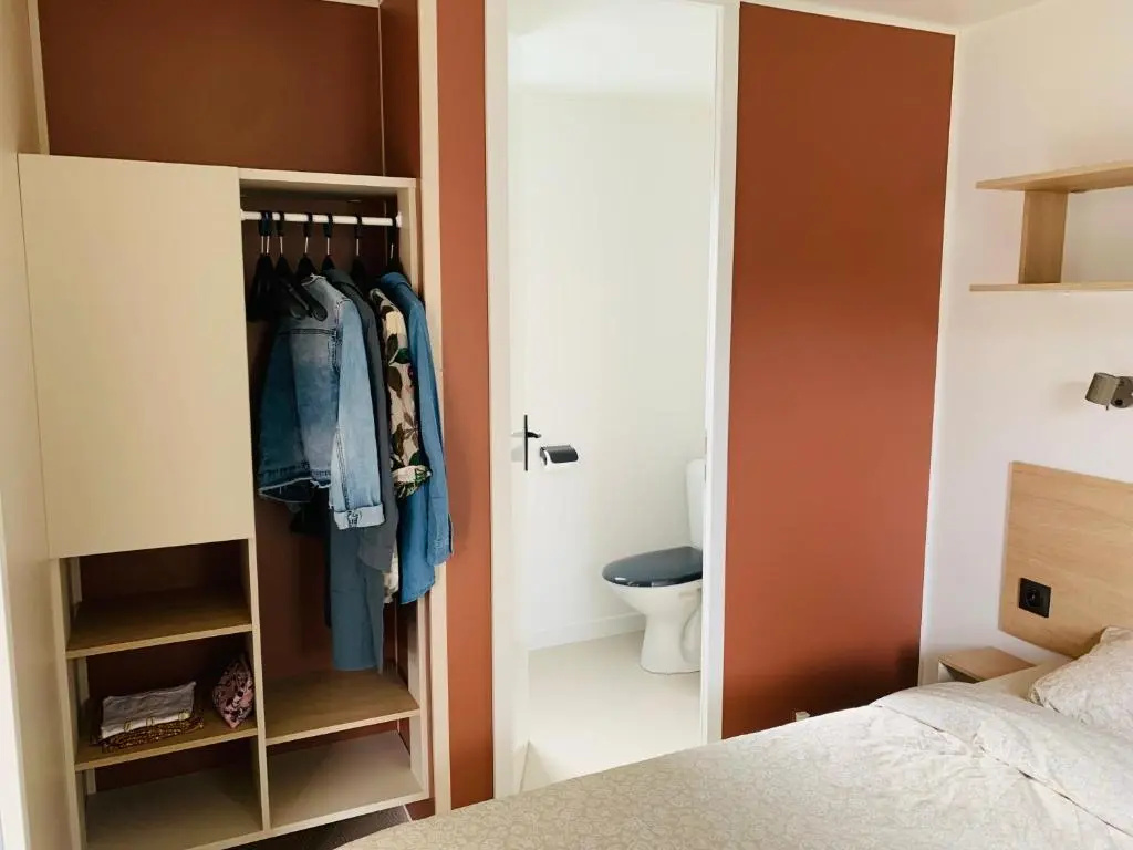 Voir la photo 1 — Mobil Home Camping 5 étoiles Biscarrosse