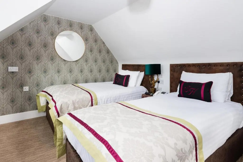 Standard Double room (twin beds)