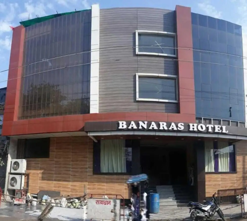 Banaras Hotel Llp